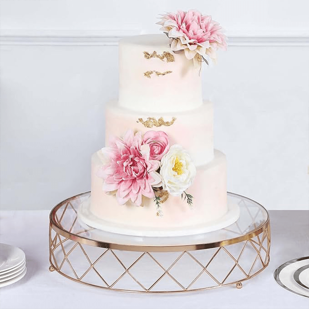 Elegant Gold Cake Stand